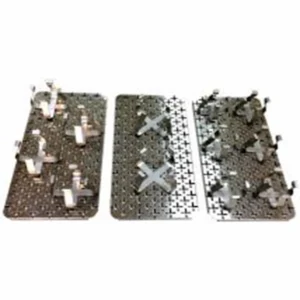 Hylde med flaskeholdere